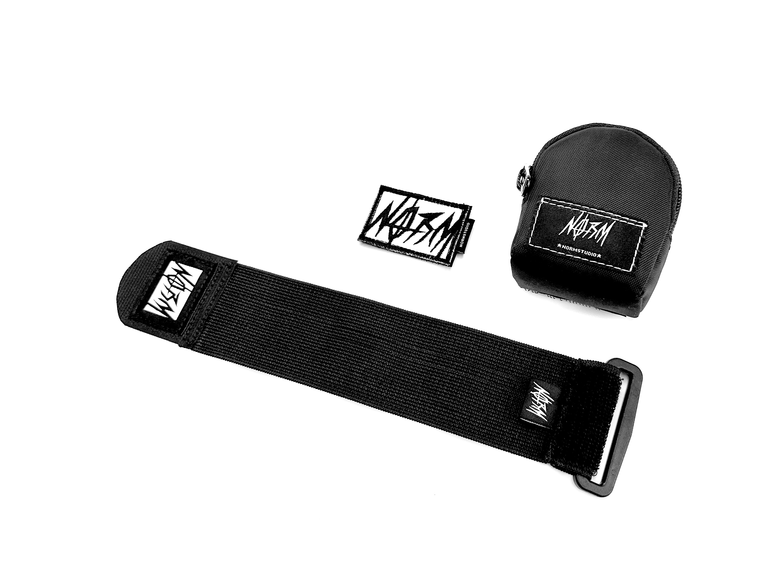 NORM "EM" WRIST BAG + 1 Box Logo Badge
