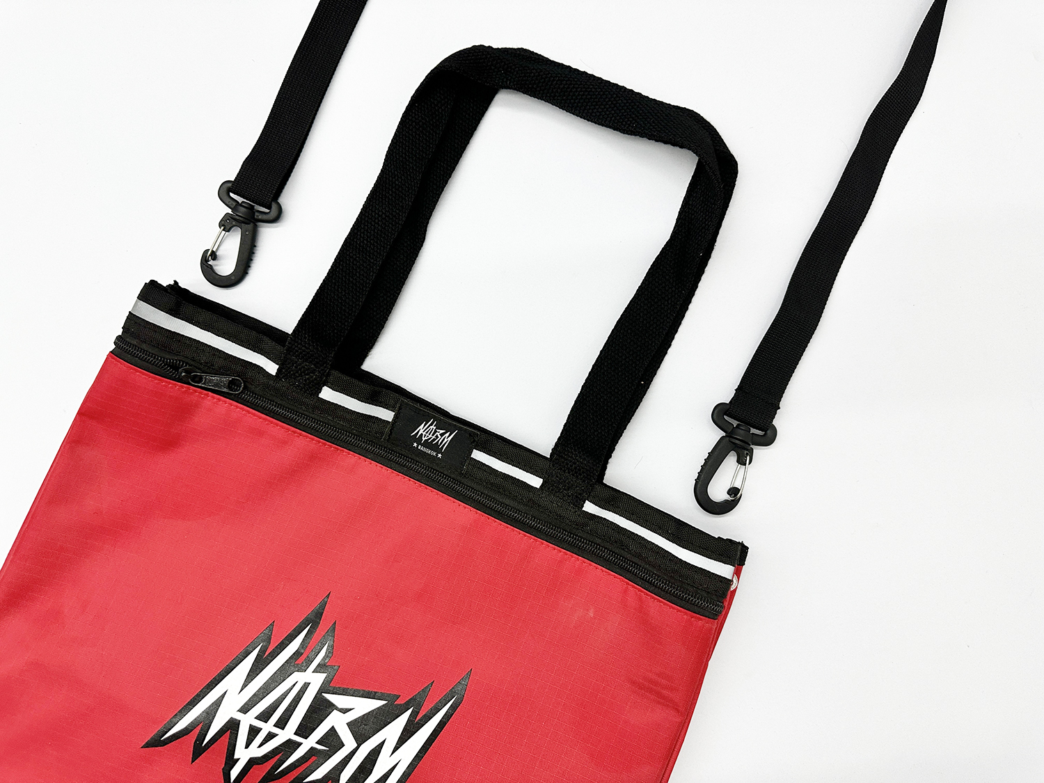 T-TOTE RED
