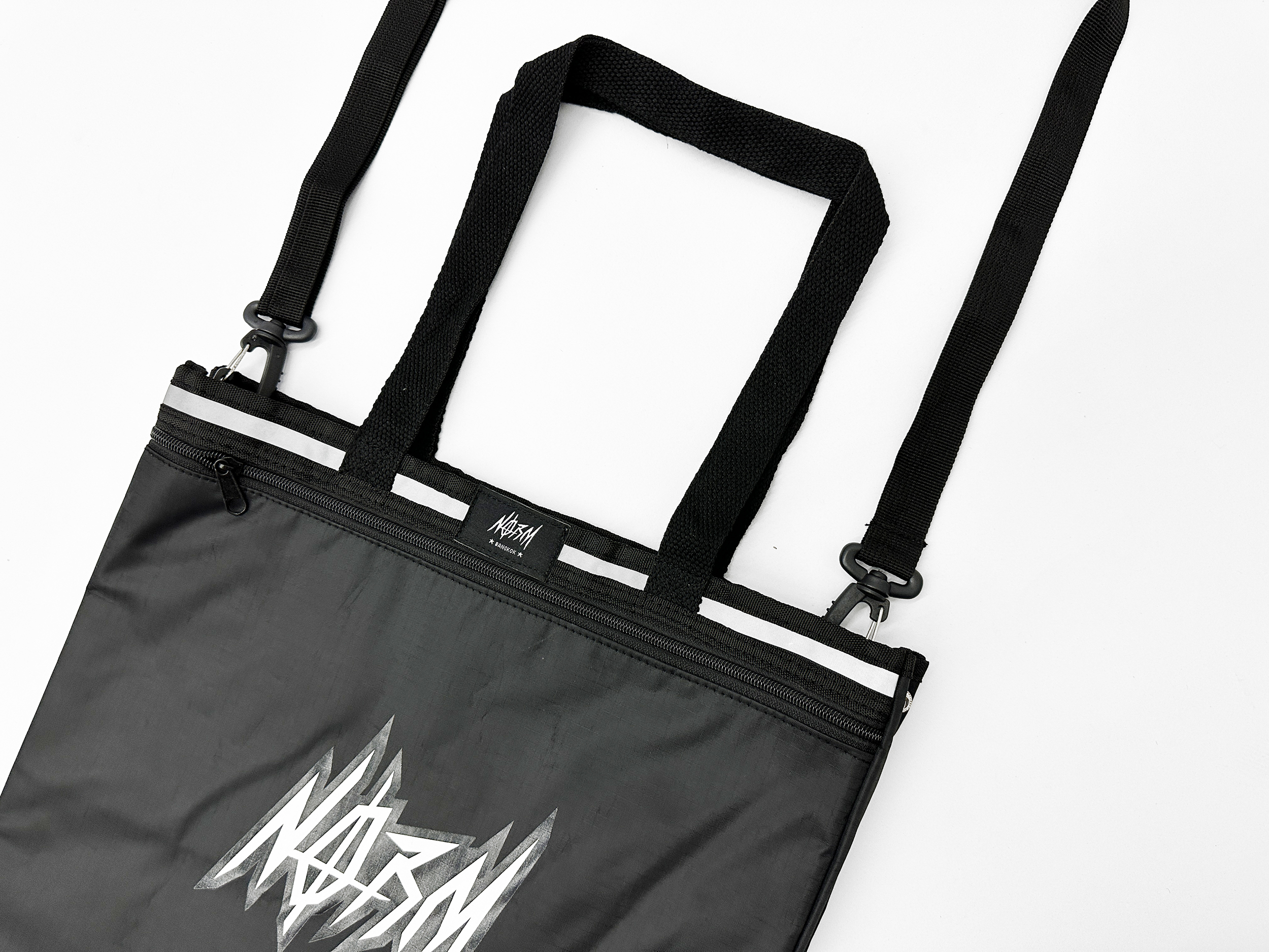 T-TOTE BLACK