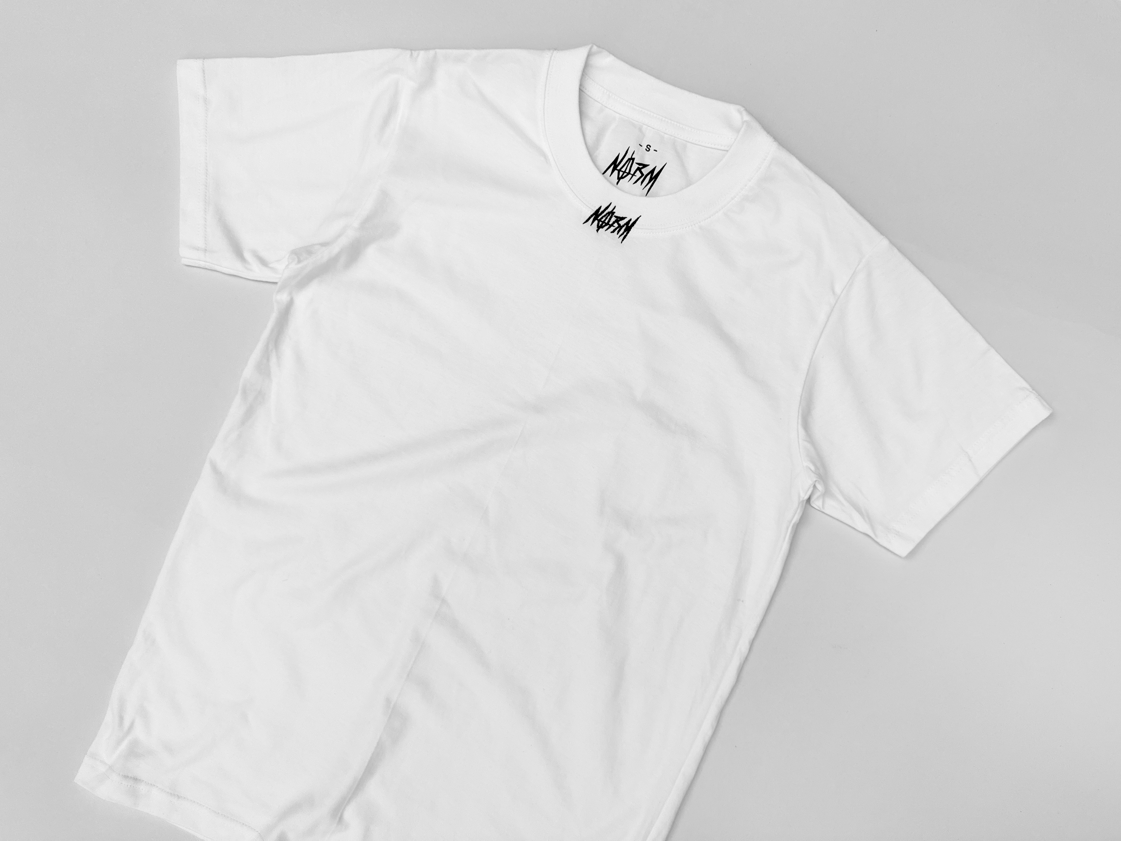 EMBROIDERED LOGO TEE